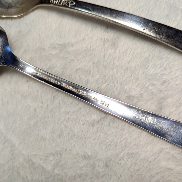 Vintage W.M. Rogers 5 Piece Reinforced Silver Plated Serving Ware - Picture 2 of 8